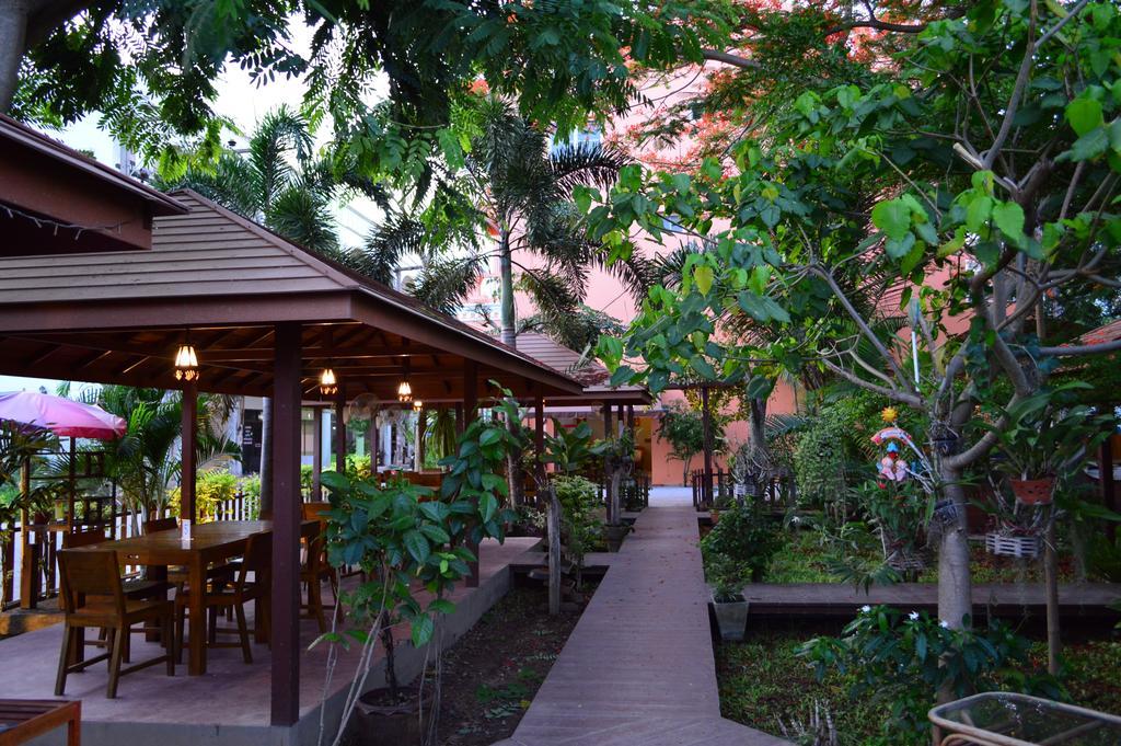 La Paillote Guest House 라용 외부 사진