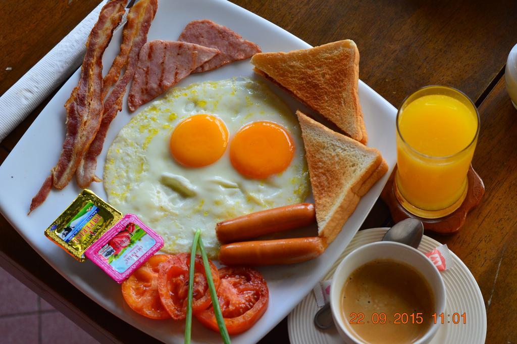 La Paillote Guest House 라용 외부 사진